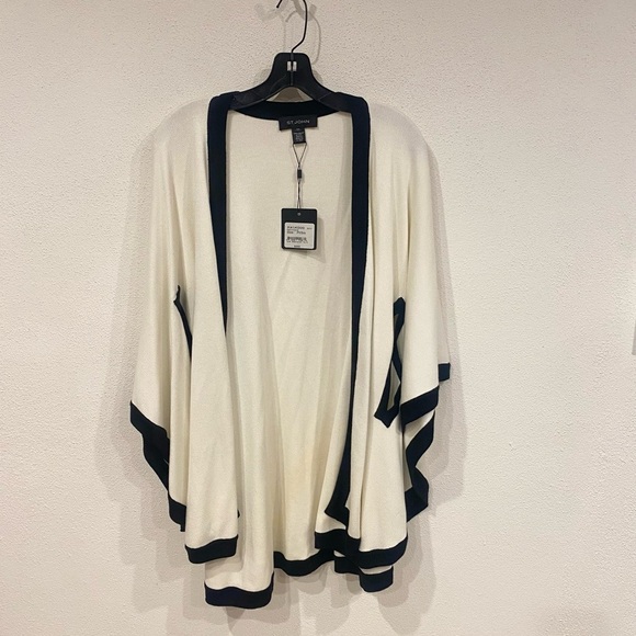 NWT St. John Knit Poncho Size Petite Small
